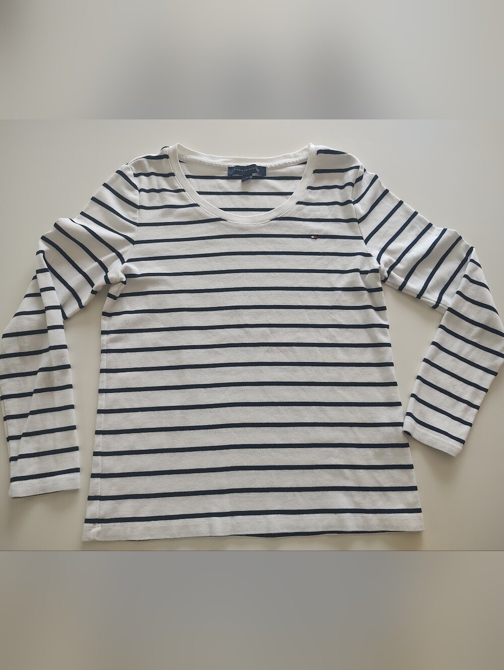Tommy Hilfiger White and Navy Striped Long Sleeve Shirt Size Large